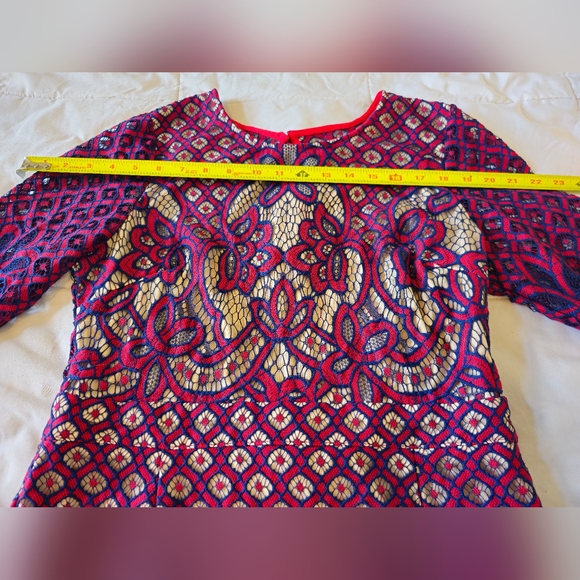 Boohoo stunning lacey long sleeved red & blue backless dress (Size 10) 💙👗🩷👗 - Picture 10 of 16